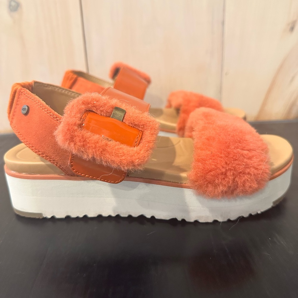 Ugg Le Fluff UGG Sandals